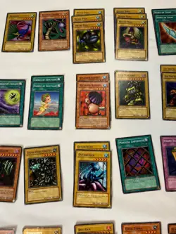 Yugioh Magic Ruler MRL Lot 80 Cards English LP-Damaged - Image 4