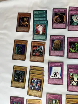 Yugioh Pharaoh’s Servant PSV Lot 122 Cards Holos x5 LP-Damaged - Image 4