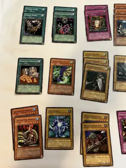 Yugioh Legacy Of Darkness Lot 68 Cards Holos x2 LP-Damaged - Image 4