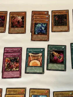 Yugioh Magician’s Force Lot 95 Cards Common LP-Damaged - Image 3