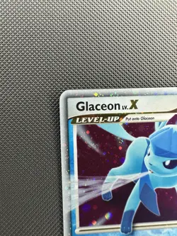 2008 Pokemon Diamond & Pearl Majestic Dawn 98/100 Glaceon LV.X Holo Foil Rare - Image 2