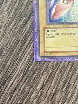 Gamma the Magnet Warrior DOR-003 Holo Unlimited Secret Rare - Image 3