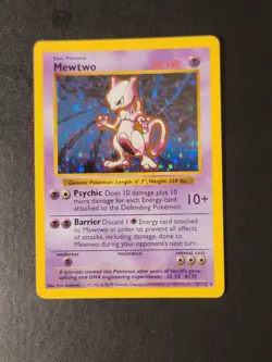 SHADOWLESS MEWTWO Base Set Holographic 10/102 Pokemon Card HOLO RARE 1995 - Image 1