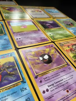 First edition Fossil Pokemon Cards Bundle Mixed Conditions 1999 WOTC - Image 4