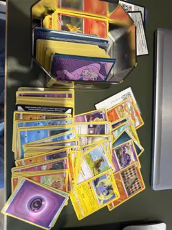 2000+ Pokemon Cards Joblot Bulk Collection - Image 5