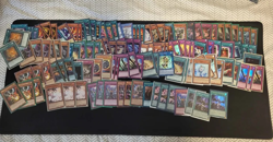 Yugioh bulk 1000+ cards, include deck cores, staple cards, and high rarities - Image 1