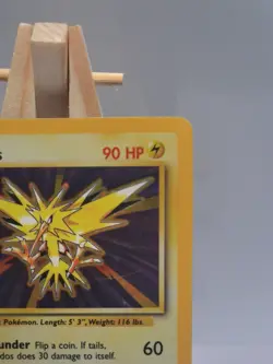 Zapdos 16/102 Pokemon Card TCG Base Set Unlimited Holo - Image 4