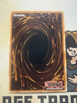 Winged Kuriboh Lv9 - LCGX-EN043 - Secret Rare - 1st Edition - Yugioh NM - Image 3