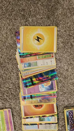 Pokemon Cards Bundle 40 Cards - Image 2