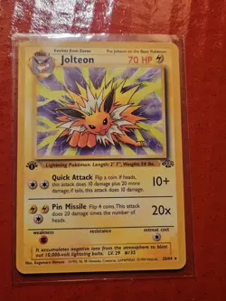 Pokemon Jolteon Jungle 1st Edition Rare 70 HP Stage 1 20/64 1999 Regular Card - Image 1