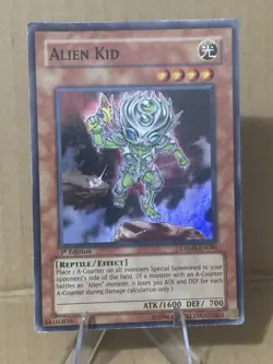 Yu-Gi-Oh Alien Kid CRMS-EN084 Super Rare 1st Edition MP - Image 1