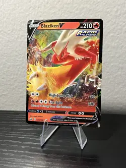 Pokemon Blaziken V Ultra Rare Rapid Strike Holo 020/198 Chilling Reign 210 HP - Image 2