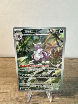 Pokemon TCG Nidoking Scarlet and Violet 151 Illustration Rare Card 174/165 - Image 1