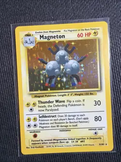 Pokemon TCG Magneton 9/102 Base Set Holo RARE VINTAGE Electric - Image 1