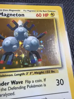 Pokemon TCG Magneton 9/102 Base Set Holo RARE VINTAGE Electric - Image 3