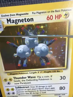 Pokemon TCG Magneton 9/102 Base Set Holo RARE VINTAGE Electric - Image 4