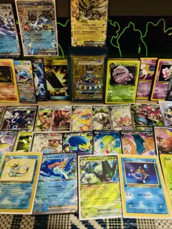 HUGE Pokemon Card Lot LOTS OF RARE AND EXPENSIVE CARDS - Image 3
