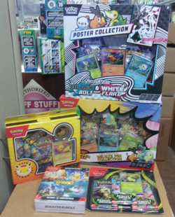 POKEMON ASCENDED PIN BOX +POKEMON DAY + SURGING BUNDLE + BLACK WHITE POSTER + - Image 1