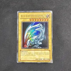 Yu-Gi-Oh Blue Eyes White Dragon SDK-001 Foil Shift Misprint - Image 1