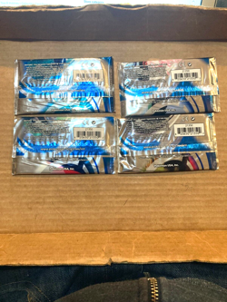 VTG.Pokemon EX-DELTA SPECIES ONE Booster Pack FACTORY sealed - Image 2