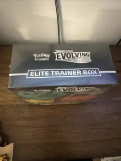 Pokemon TCG Sealed Evolving Skies ETB - Image 5