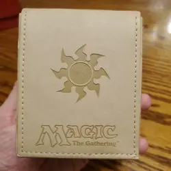 MTG Mana Flip Alcove Deck Box White 3rd Generation Magnet Ultra Pro Magic - Image 4