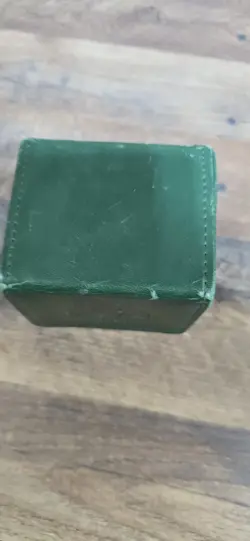 Magic the Gathering MTG Mana Flip Deck Box Ultra Pro GREEN Magnetic Pre Owned - Image 2