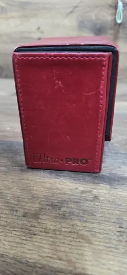 Magic the Gathering MTG Mana Flip Deck Box Ultra Pro RED Magnetic Pre Owned - Image 3