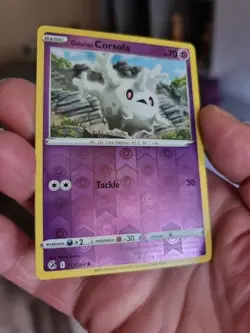 117/264 Galarian Corsola | Common Reverse Holo | Pokemon TCG Card Fusion Strike - Image 1