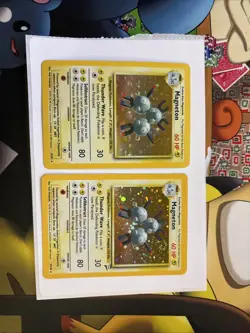 Magneton HOLOS lot of 2. 1999 pokemon 9/102 mp , 9/130 LP - Image 1