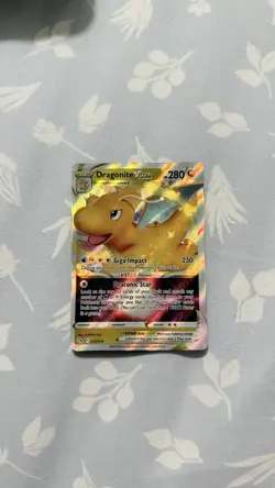 Pokemon TCG Dragonite VSTAR Holo Ultra Rare Card 050/078 Pokemon Go - Image 1