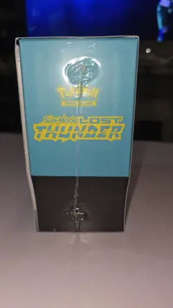New Factory Sealed Pokemon TCG: Sun & Moon Lost Thunder Elite Trainer Box ETB - Image 4