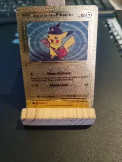 Special Delivery Pikachu SWSH074 Pokemon Gold Card Brand New - Image 1