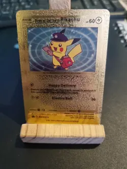 Special Delivery Pikachu SWSH074 Pokemon Gold Card Brand New - Image 3