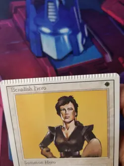 Benalish hero (Revised Edition) NM *ERROR* crimped top edge MTG - Image 3