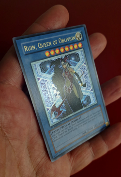 Yu-Gi-Oh! Ruin, Queen of Oblivion (SOI-EN034) ULTIMATE RARE, 1st EDITION, VLP - Image 3