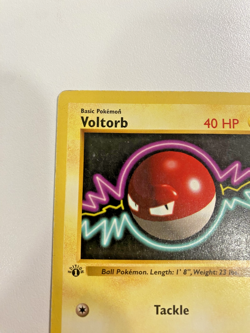 Voltorb 67/102 1st Edition Shadowless Base Set Regular - MP Pokemon Card - Image 4