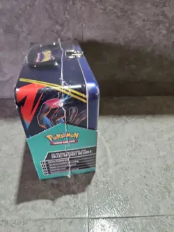 Pokemon TCG - Collector Chest Mega Gardevoir & Mega Lucario SEALED - In Hand - Image 5
