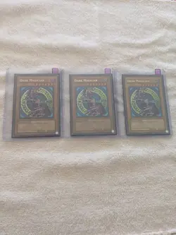 Dark Magician (SDY-006) | Unlimited | Ultra Rare | MP (x3) - Image 1