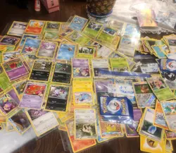 Pokemon Cards Bulk Lot of 600+ Cards 2015- 2018. U Whole Collection! 4.5 Lbs. - Image 2