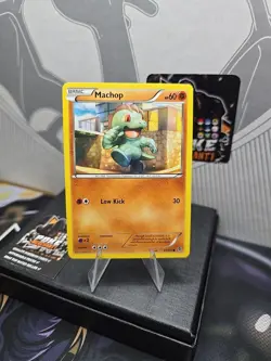 Pokemon TCG - Machop 47/101 - Plasma Blast - Common - Image 1