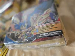 Pokemon Zacian & Zamazenta 2020 Collector’s Chest Lunch Box Factory Sealed - Image 3