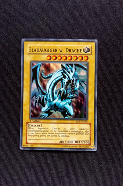 Yu-Gi-Oh! "Blue-Eyes White Dragon" SKE-DE001 *Ultra Rare* NM/LP - 1. Auflage - Image 1
