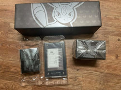 Pokemon Chinese 25th Anniversary Umbreon - No cards - Image 1
