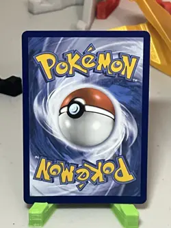 Pokemon Pikachu V Ultra Rare Full Art 170/185 Vivid Voltage Holo 190 HP - Image 2