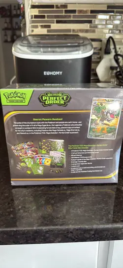Pokemon Perfect order Elite trainer box - Image 2