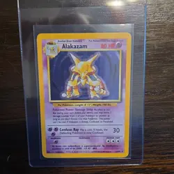 Pokemon Alakazam 001/102 Base Set Holo Rare 1999 Stage 2 80 HP - Image 1