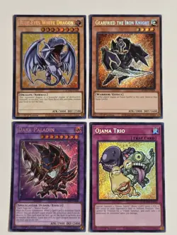 Blue-Eyes White Dragon BLMM-EN001 Secret Rare Yugioh Chibi Card Set x4 Mint - Image 1