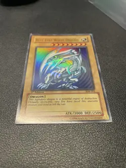 Yu-Gi-Oh Blue Eyes White Dragon SDK-001 Ultra 1st Edition Asian English - Image 1
