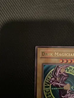 Konami Dark Magician Ultra Rare SDY-006 Starter Deck: Yugi Unlimited Holo 1996 - Image 3